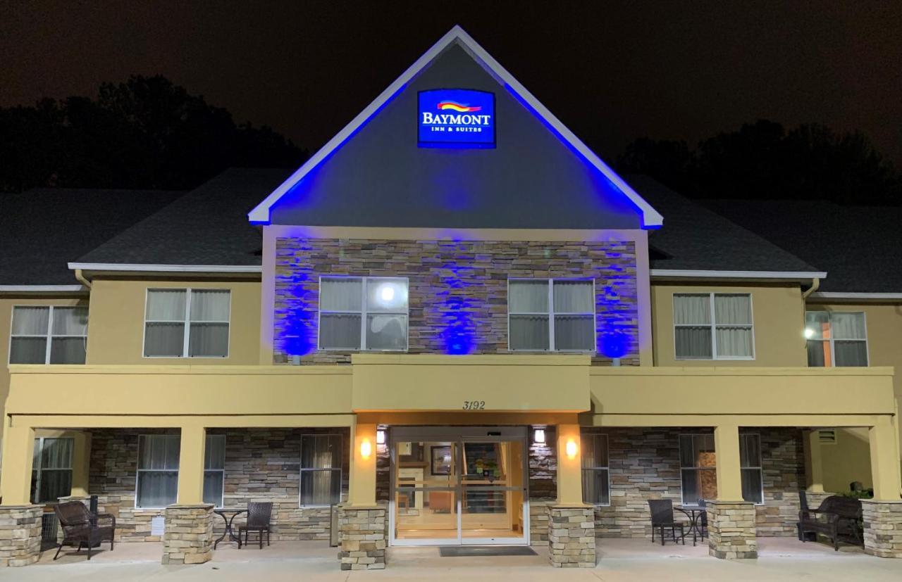 Baymont By Wyndham Kennesaw Hotel Exterior photo